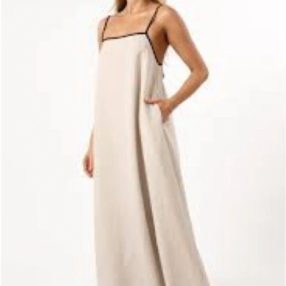 Viral Elegant Cream linen Maxi Dress - Picture 2 of 13